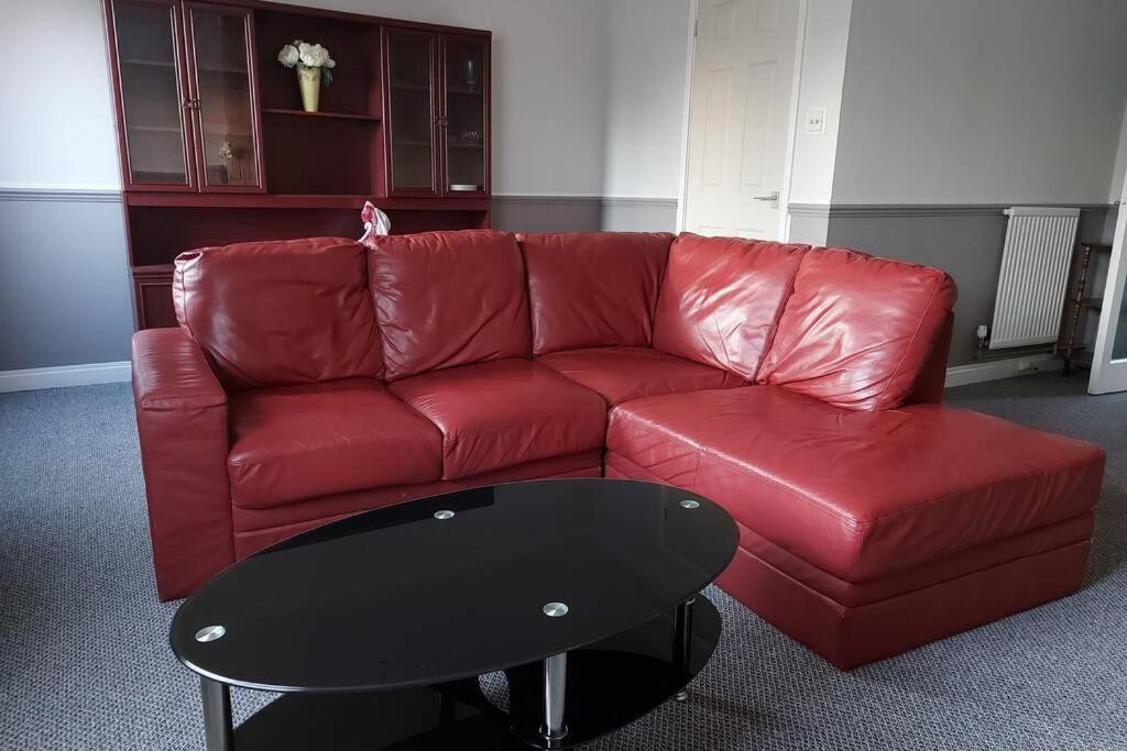 Wonderland Guest House Ковънтри Екстериор снимка